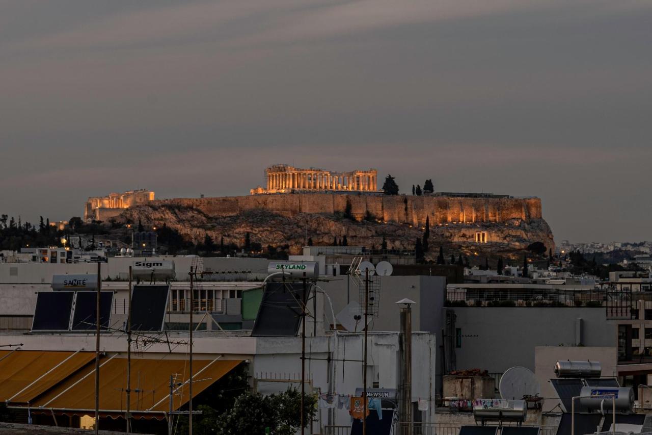 Charming 2 Bedroom With Acropolis View In Apartment