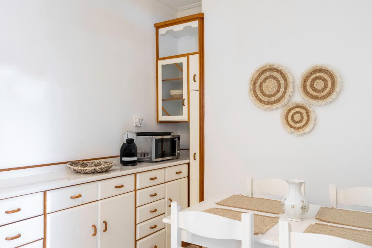 Charming 2 Bedroom With Acropolis View In Apartment *