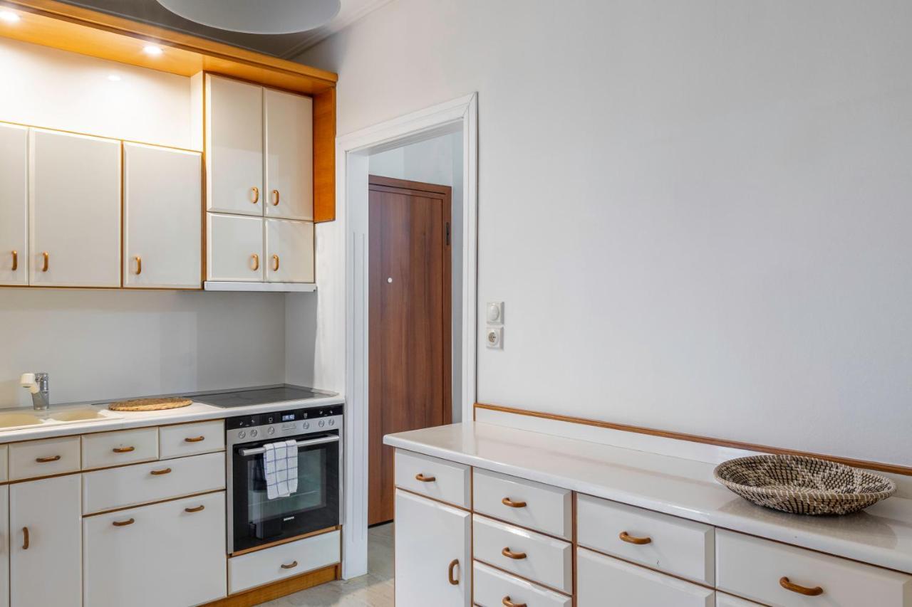 Charming 2 Bedroom With Acropolis View In Apartment Athens