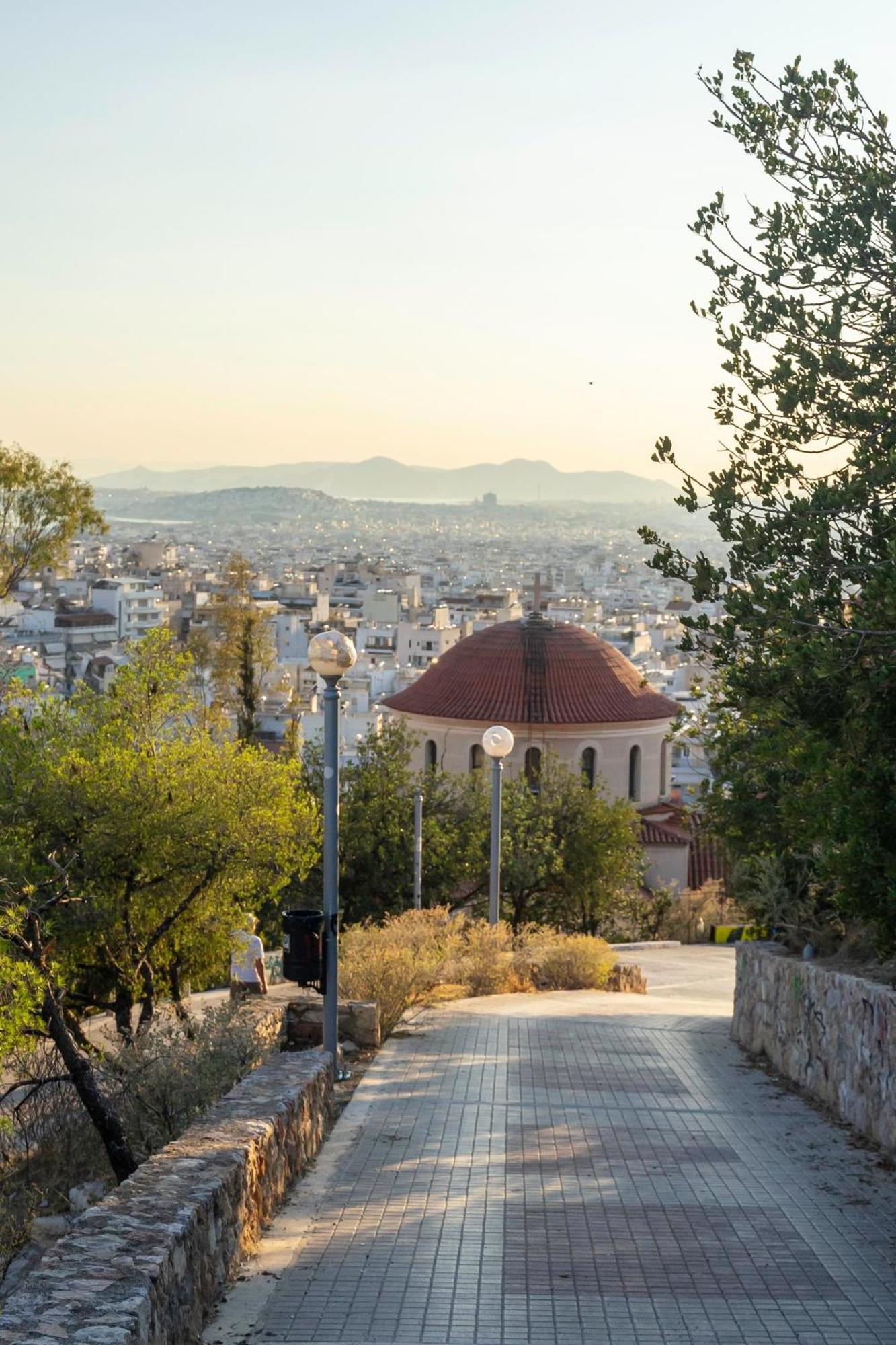 Charming 2 Bedroom With Acropolis View In Apartmán *