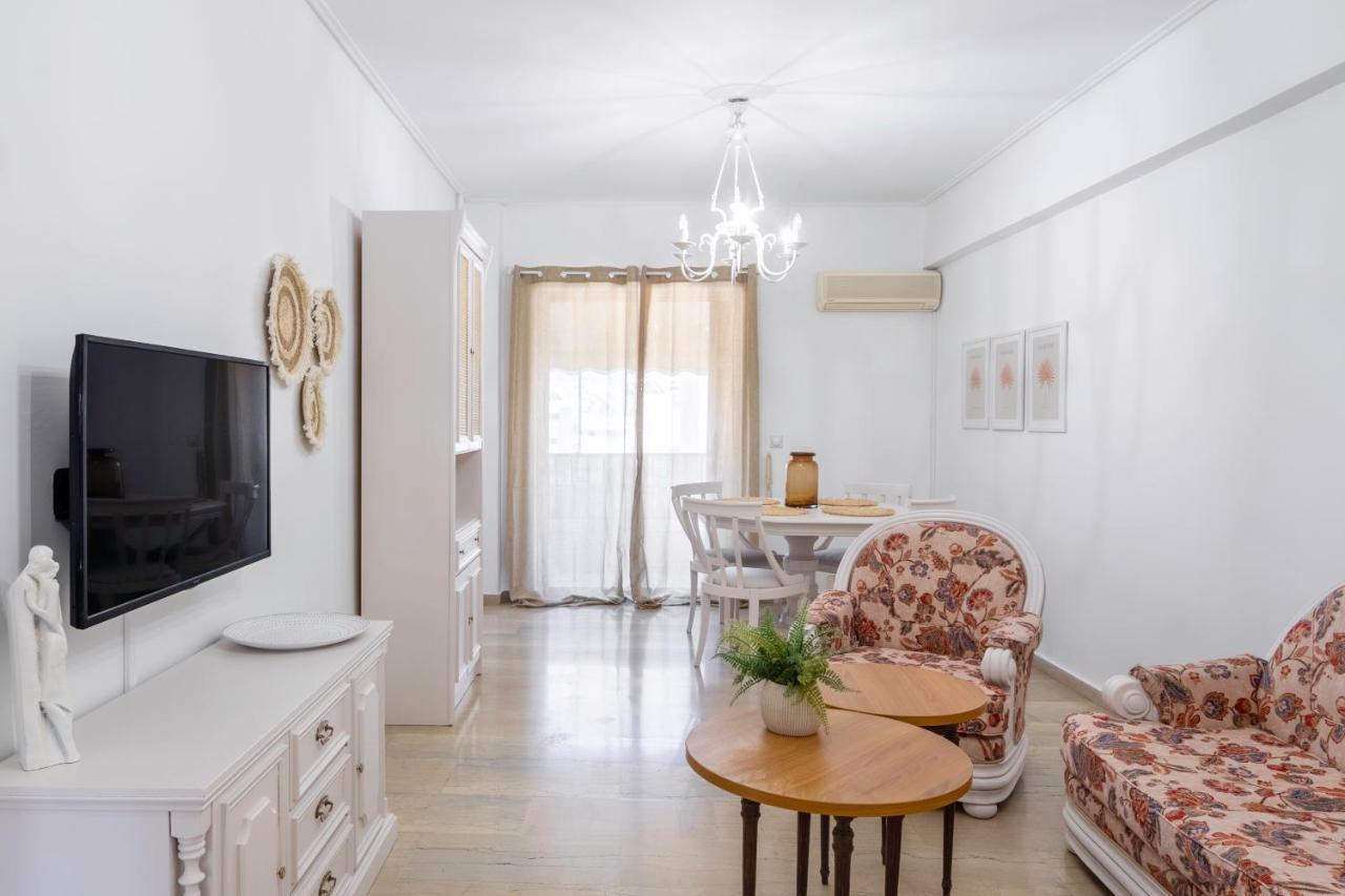 Charming 2 Bedroom With Acropolis View In Appartement *