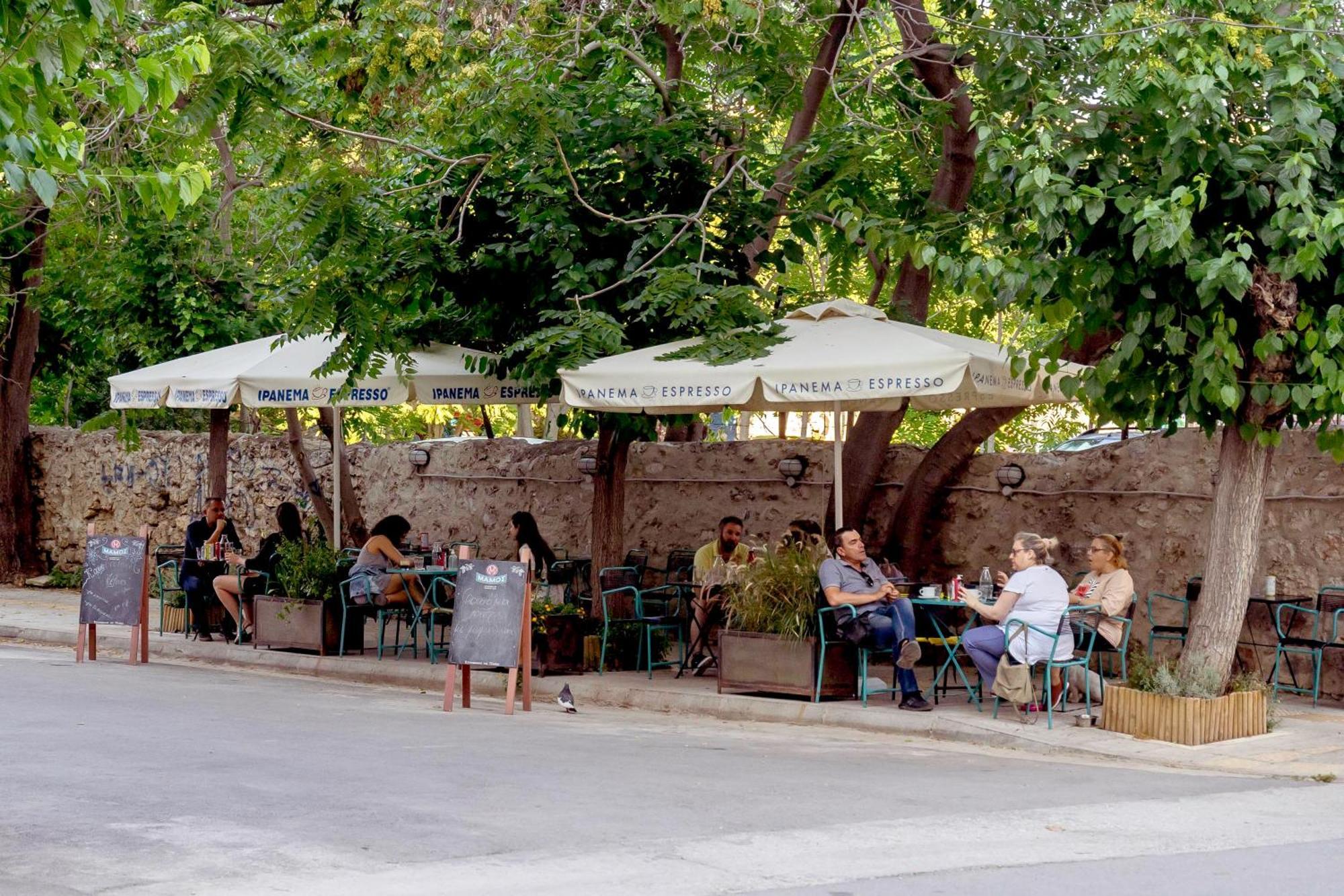 Charming 2 Bedroom With Acropolis View In Appartement *